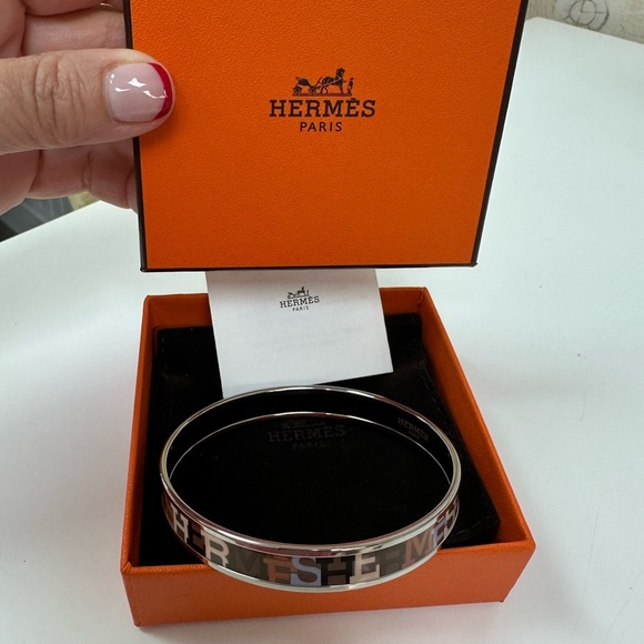 Hermès Enamel Bangle Bracelet with Box & Dust Bag - Picture 8 of 10